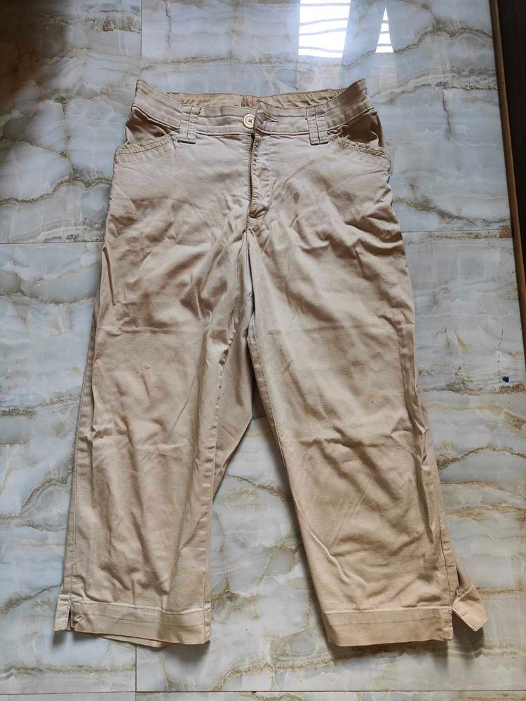Capri Pants