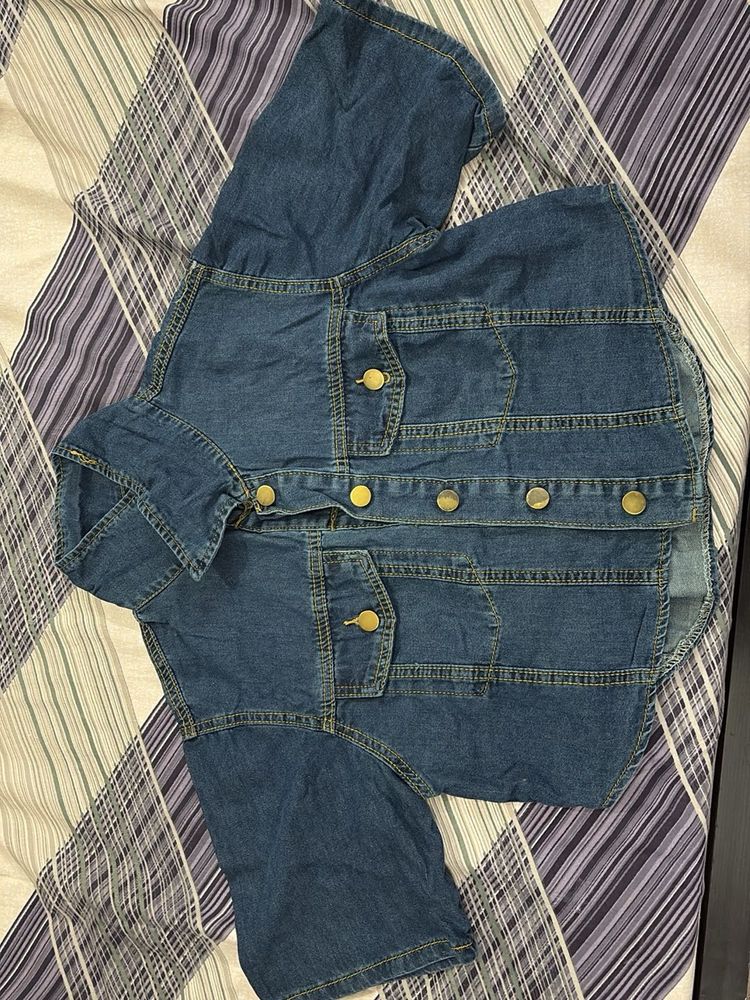 Denim Crop Shirt - new and never wore