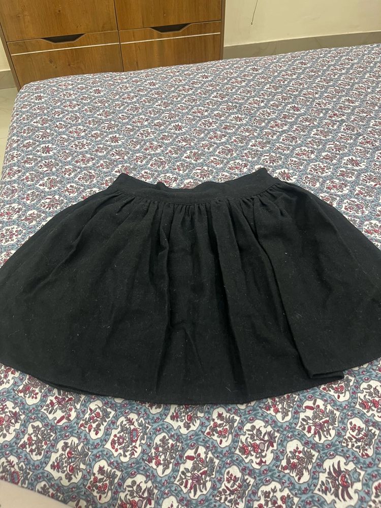 Black Skirt