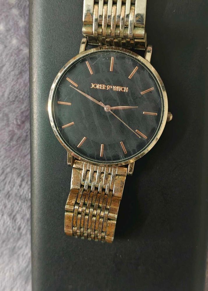 joker and witch ladies watch