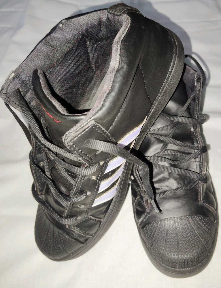 mens ....shoes ... 9 uk...