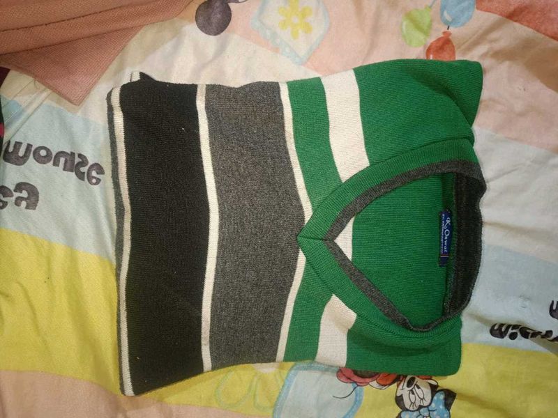 Mens Sweater Xl size once wear