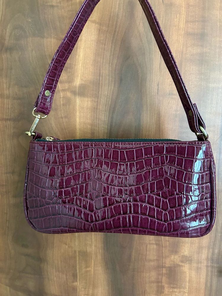 Solid Print Purse