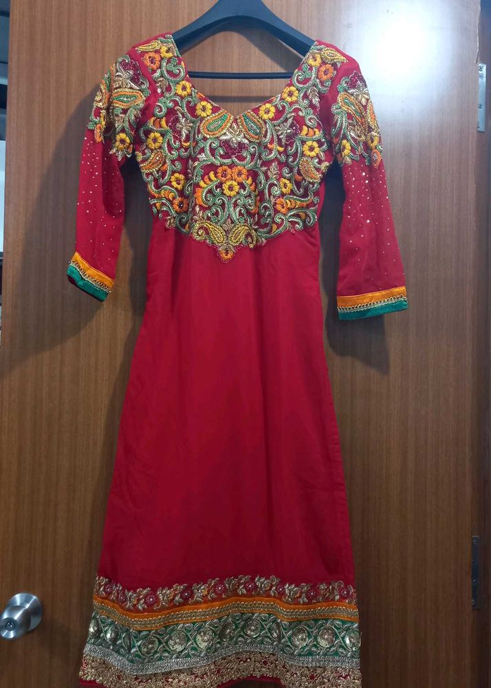 Red Kurta