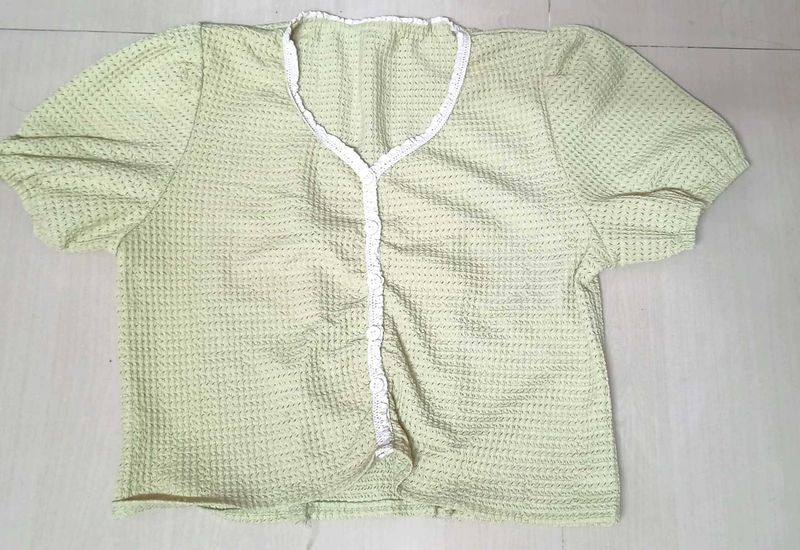 Pretty Crop Top