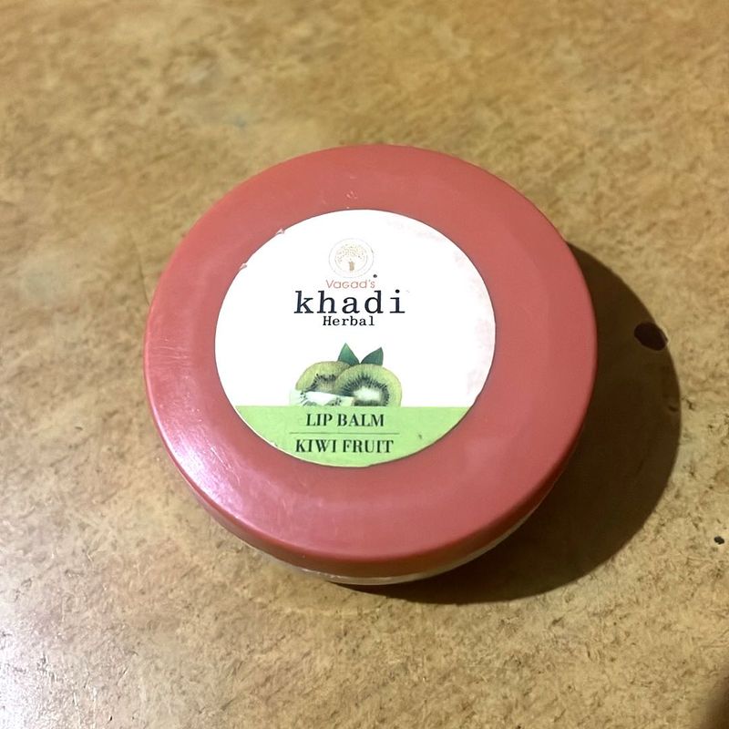 Khadi Herbal Kiwi Lip Balm