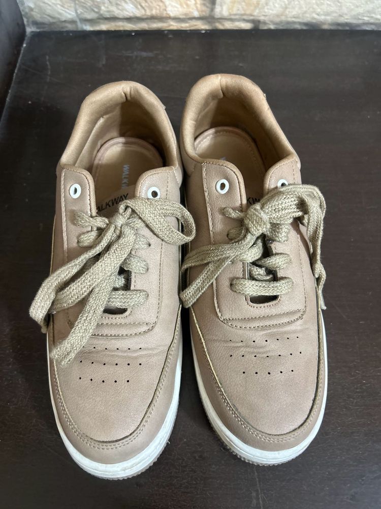 Beige Lace-Up Casual Sneakers