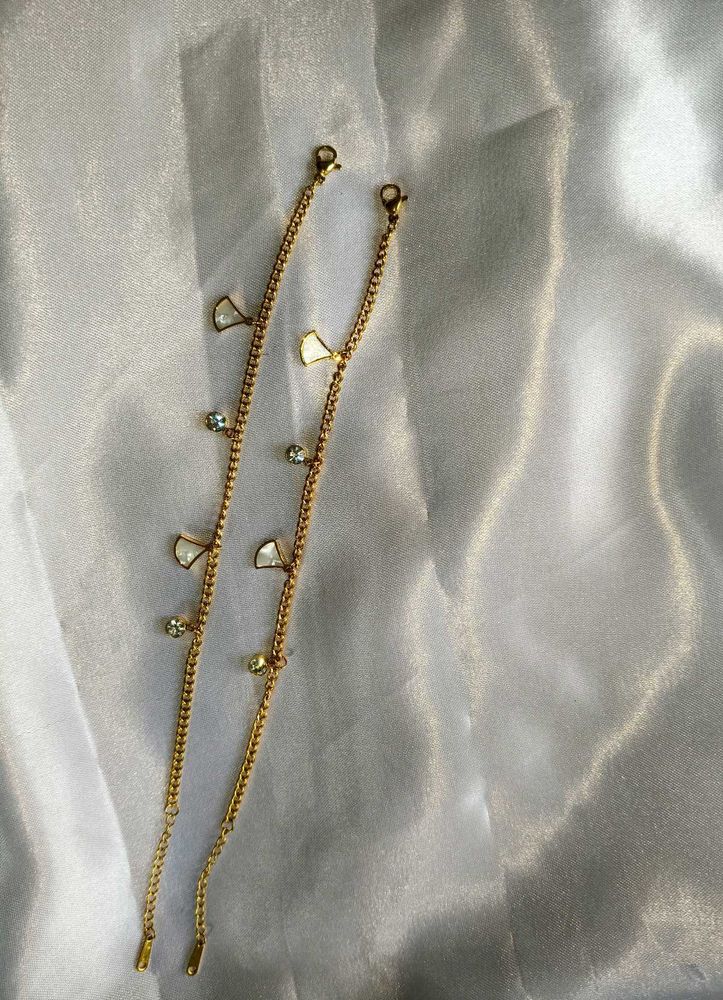 Dainty Chain anklets