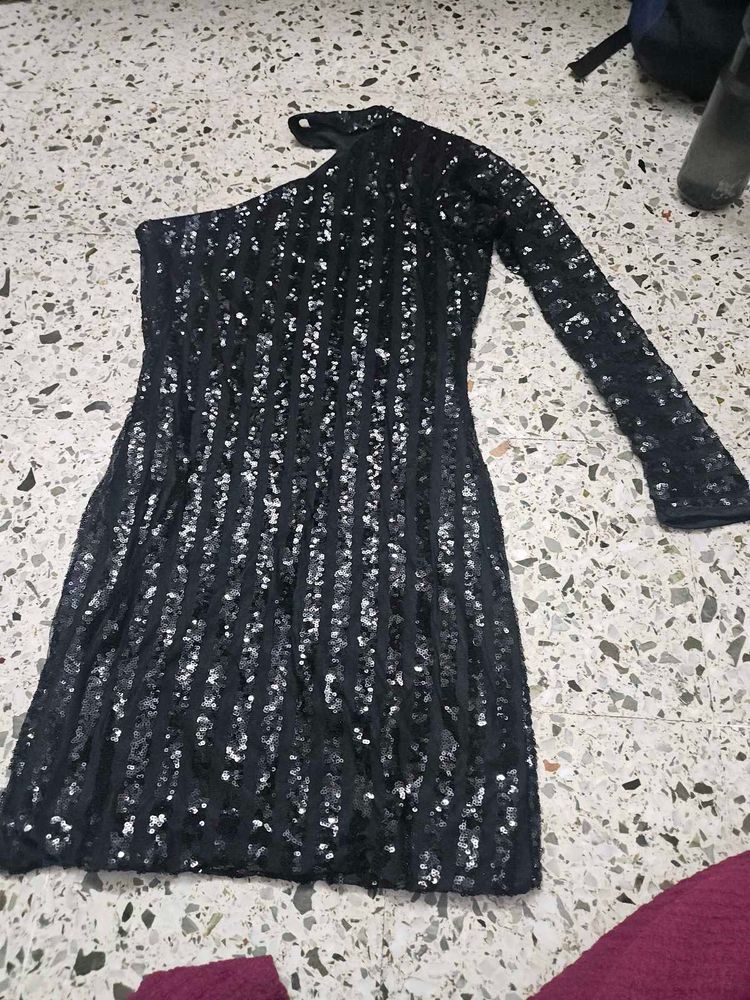 Sparkling One-Shoulder Party Dress