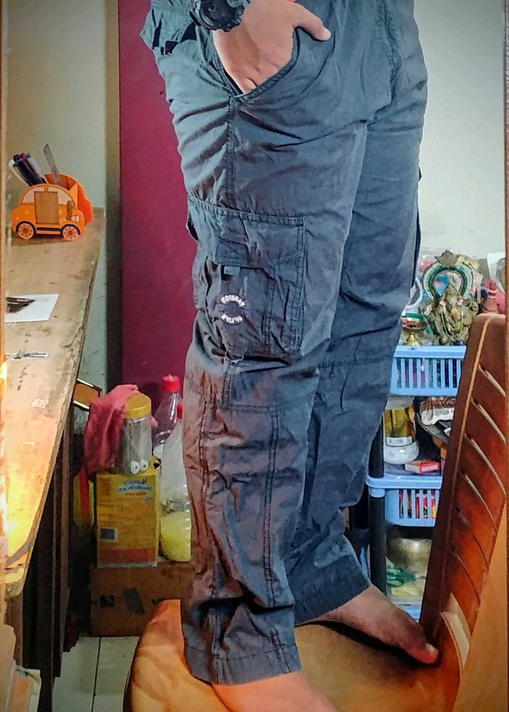 Cargo Pants 👖