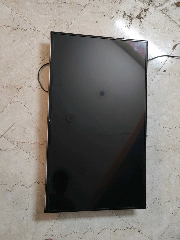 used mi tv  only panel not working everything is O