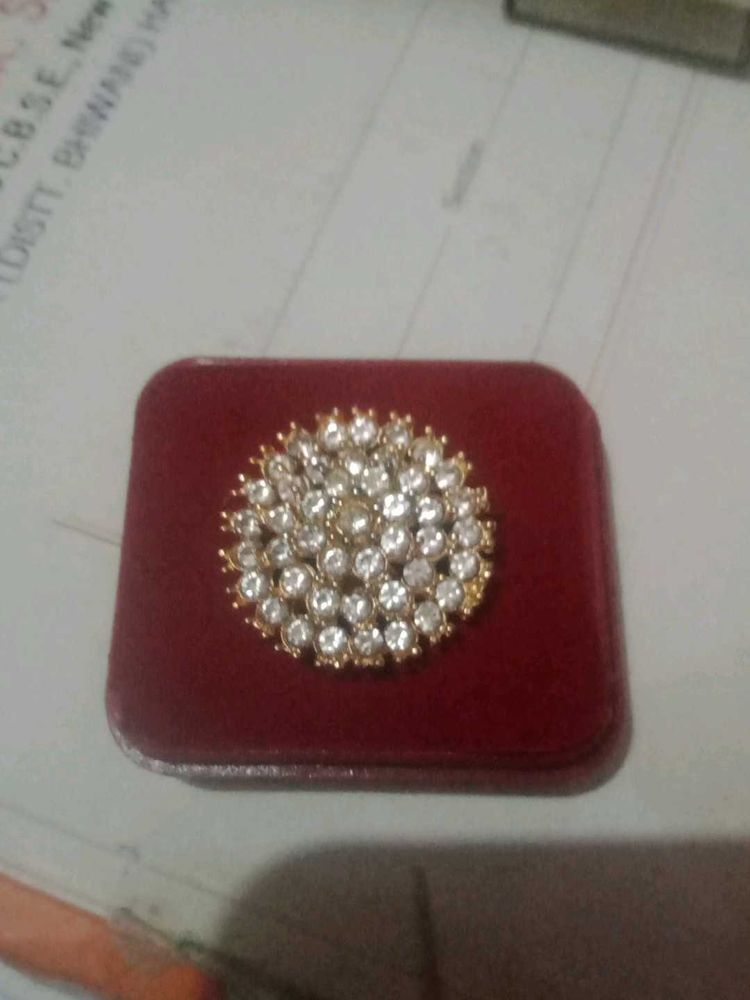 Sparkling Floral Brooch