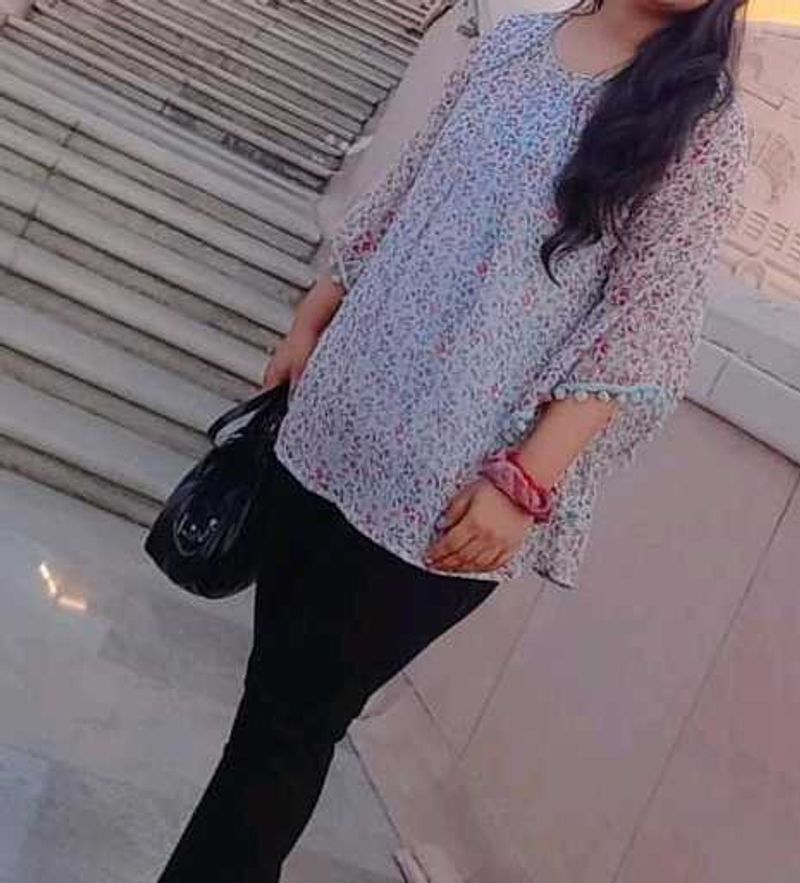 Floral Print Top
