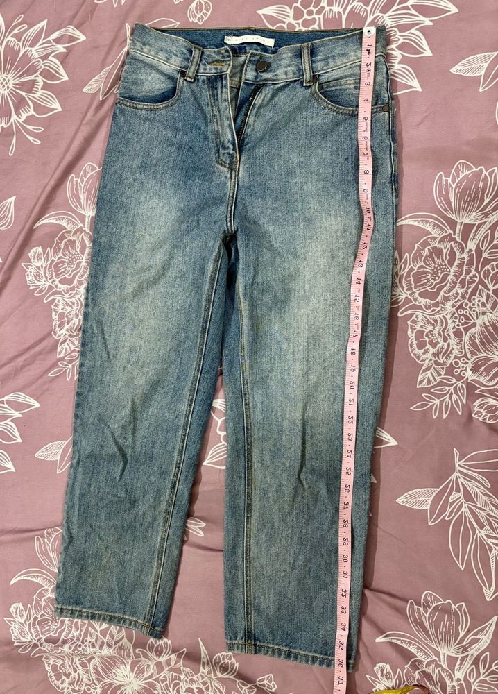 Set Of Two Light Wash Denim Jeans