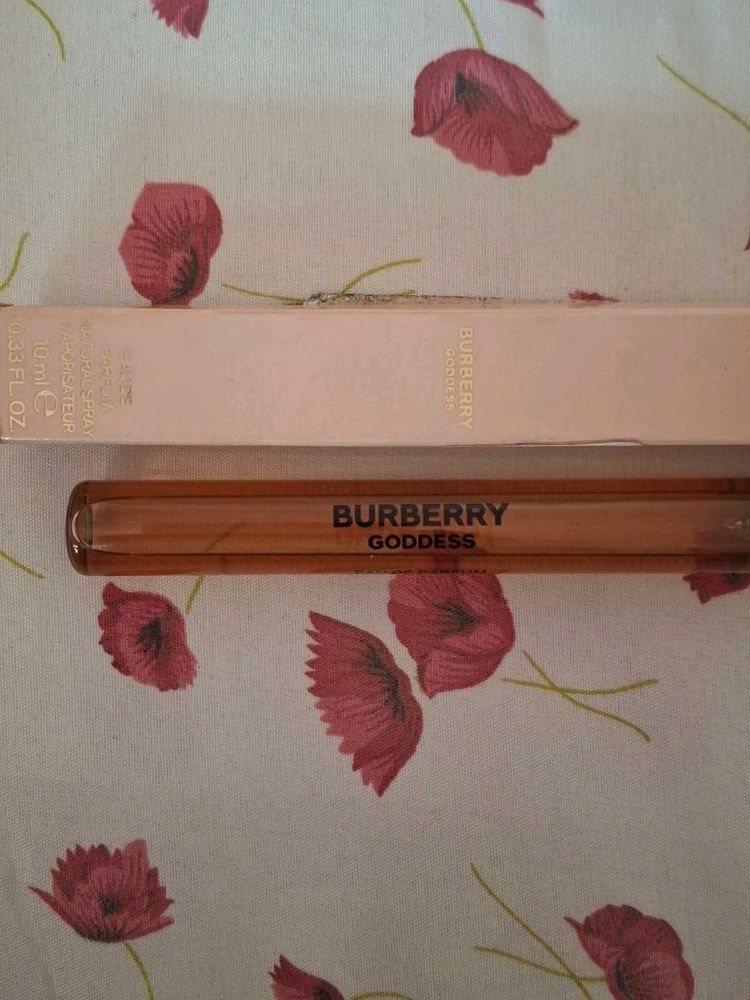 Burberry Goddess Perfume