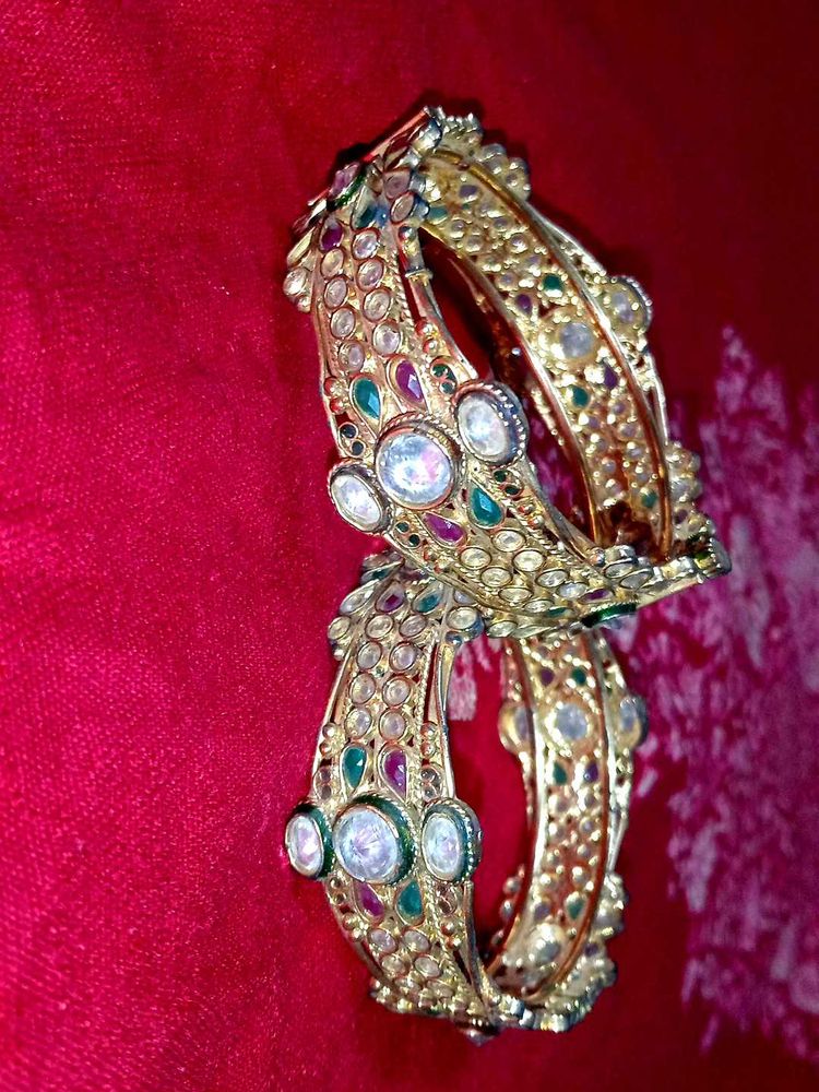 Gold-toned Bangle Set