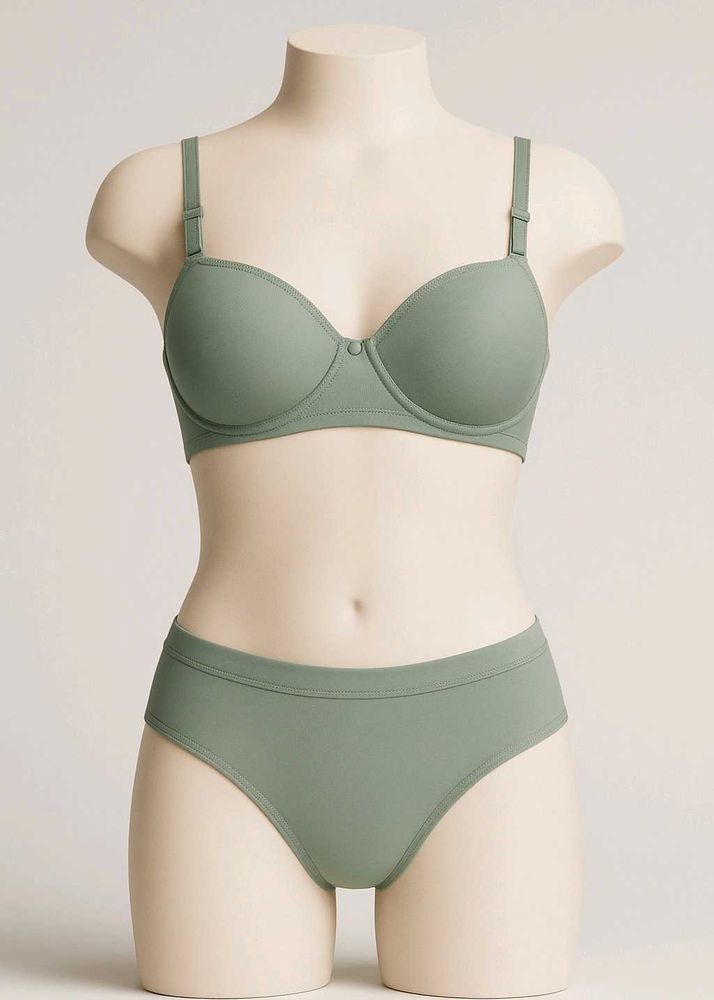 TheLingerieDoctor Bra