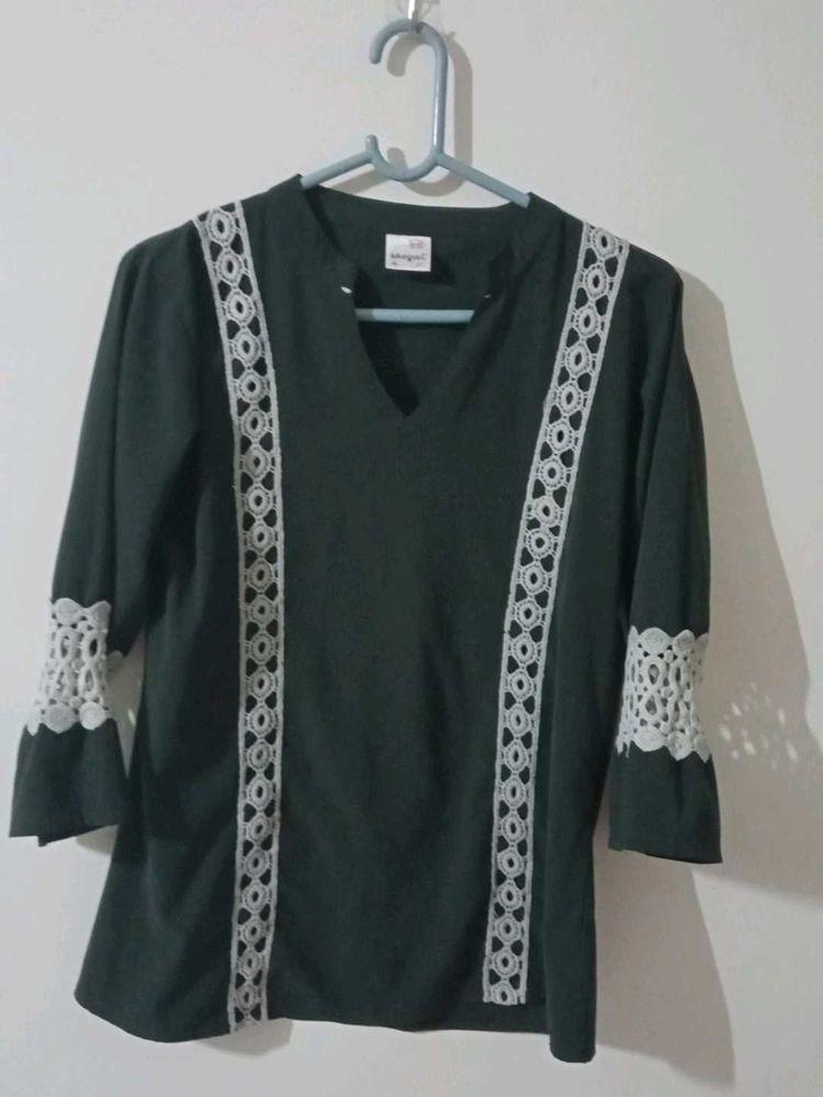 Elegant dark greenTop