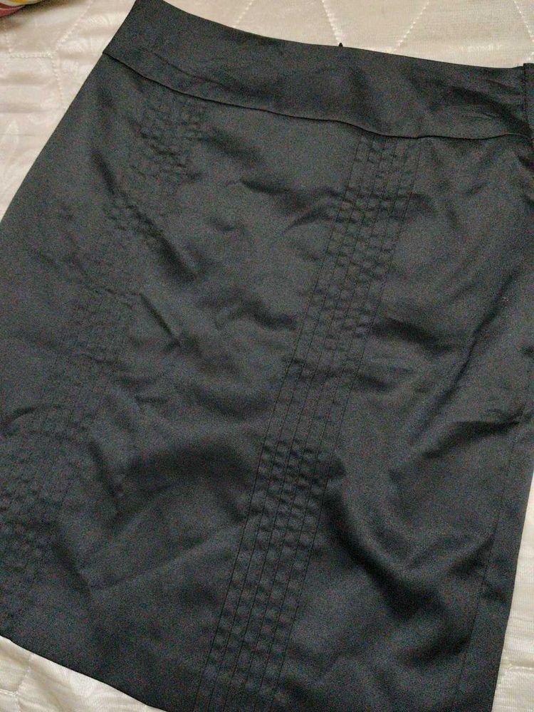 Black Hot Pencil Skirt 🔥