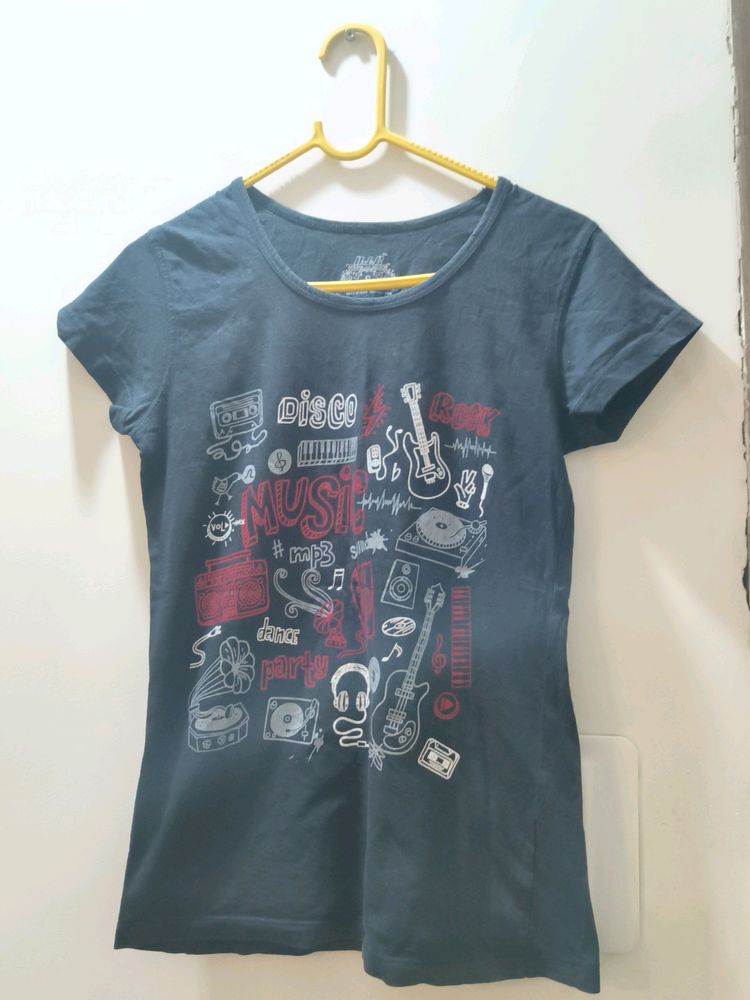 Black Front Printed Tshirt