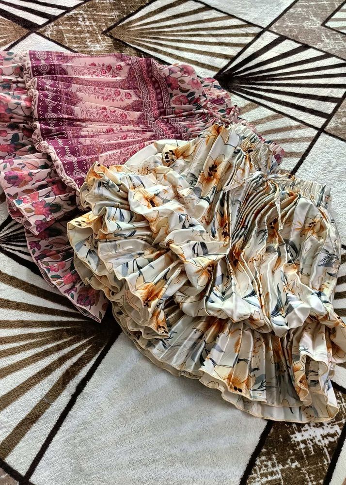 Floral Pleated Mini Skirt Set of 2