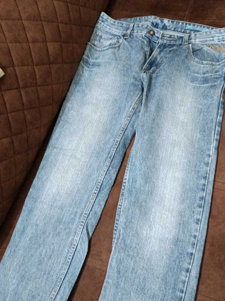Light Wash Denim Jeans
