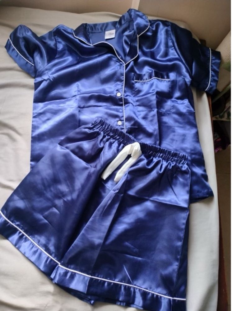 Night Suit