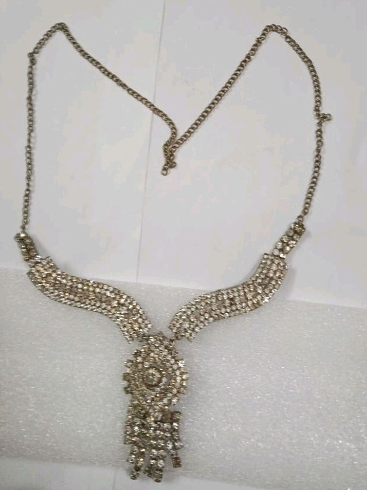 Beautiful Jewellery Necklace
