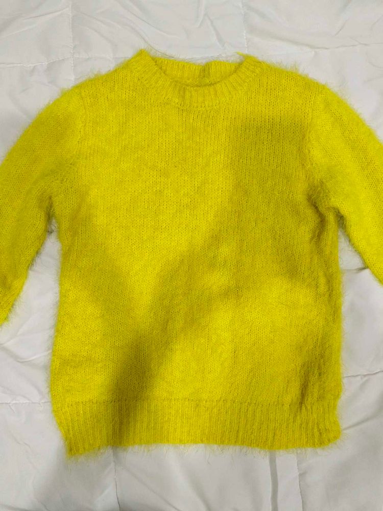 Yellow Fuzzy Knit Sweater💛