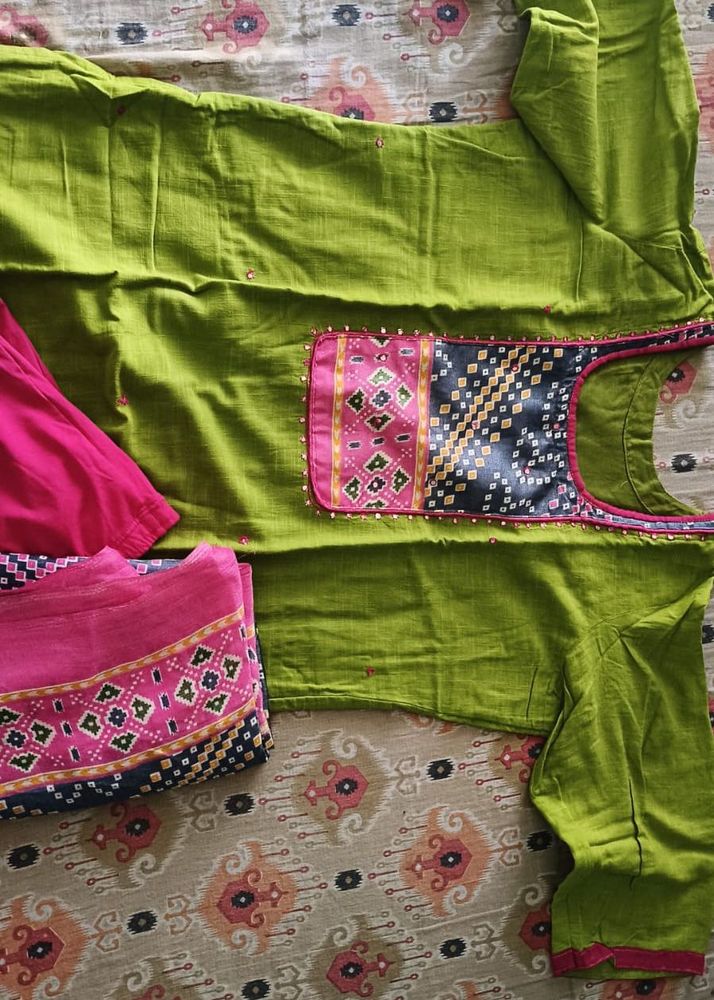 Green &amp; Pink Kurta and duppata set