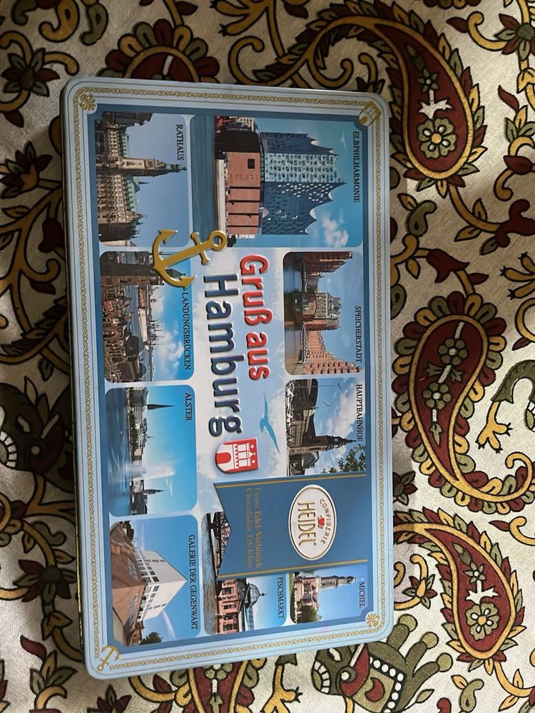 Hamburg Tin Box