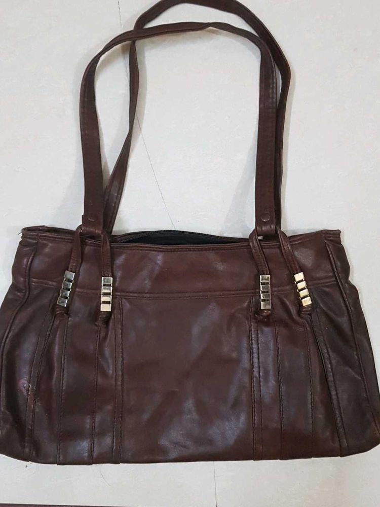 08 Handbags
