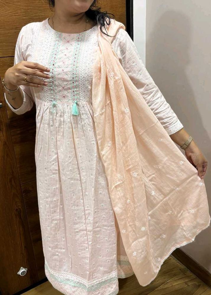 &#39;INDYA&#39; Peach KURTA Full Set With duppatta+Tassel