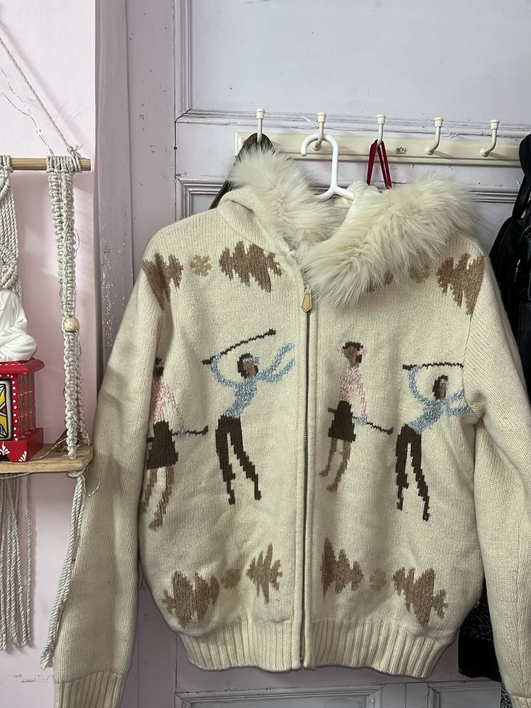 Boho Zipper With Fur