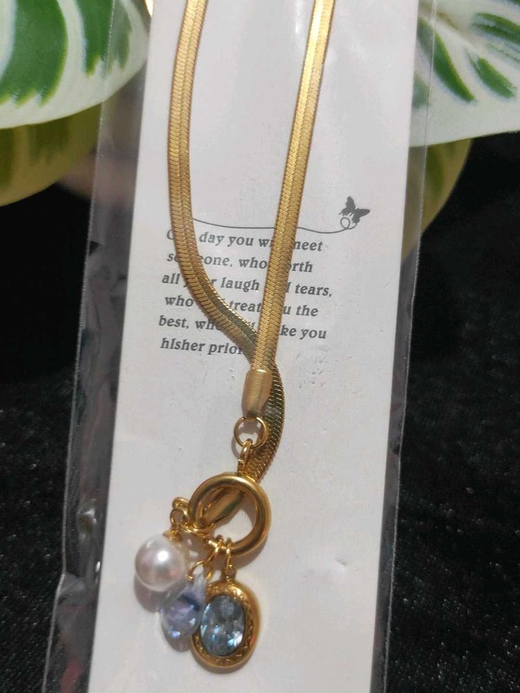 Chain With 3 Pendant