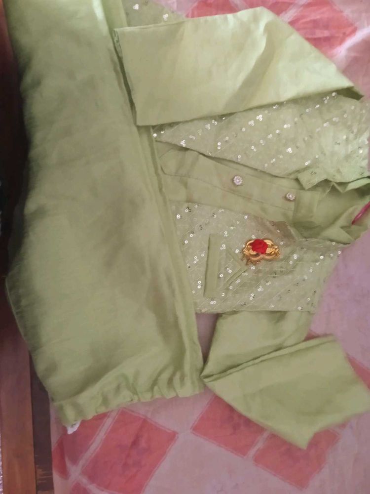 Elegant Green Kurta Set