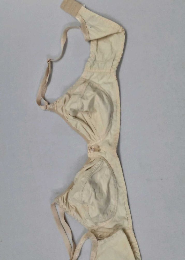 Set Of Cotton Bras Daisydee..black n Cream