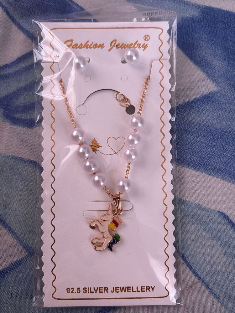 Unicorn Pearl Necklace &amp; Earring Set