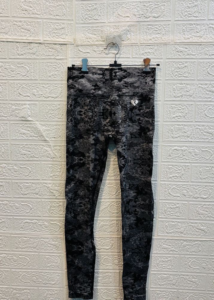 🇺🇲 Jacquard Imported Tights