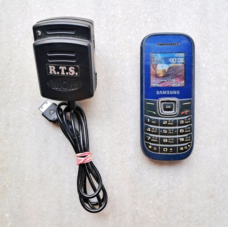 🔥Samsung Mobile With Battery &amp; Charger