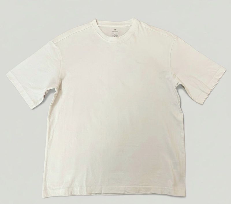 H&amp;M  Oversized Tee (M)