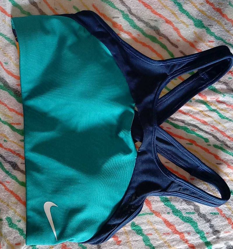 Nike  Lightly Padded Sports Bra