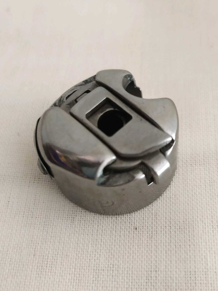 6pcs umbrella Sewing Machine Bobbin Case