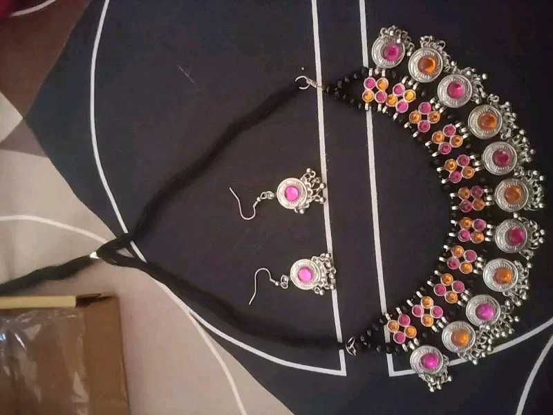 Necklace &amp; Earring Set