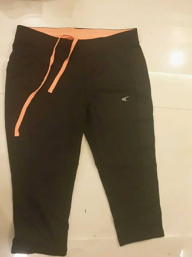Athletic Capri Pants