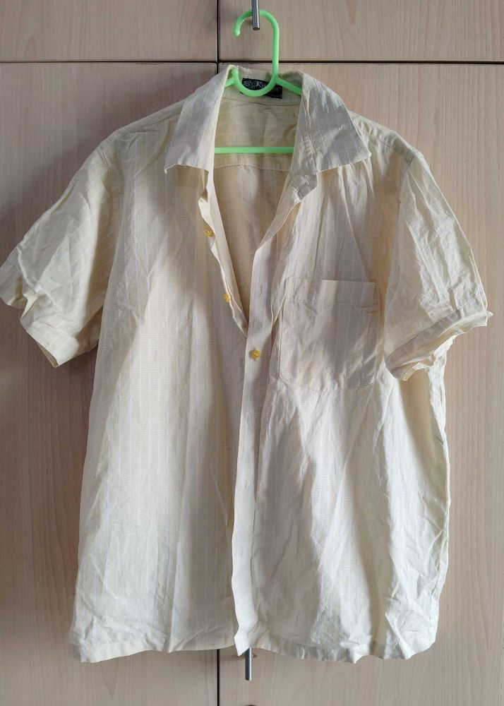 LIGHT YELLOW AND WHITE STRIP TSHIRT ❤️