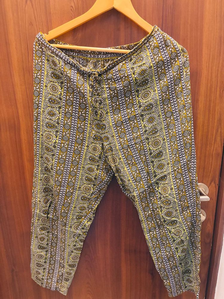 Patterned Drawstring Pants And Kurta With Dupatta