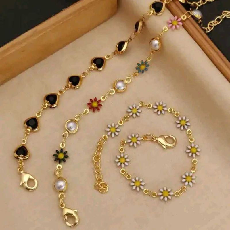 Bracelet