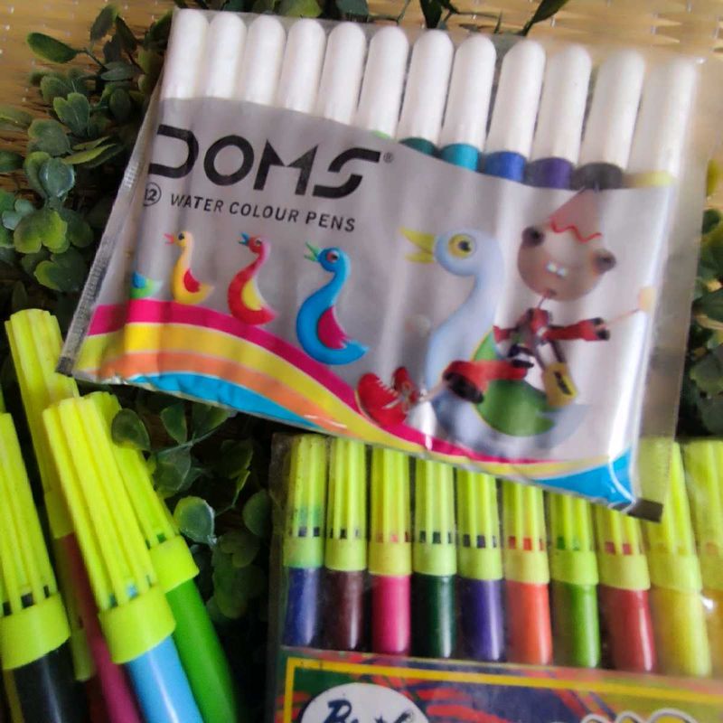 4pockets Color Marker Pens Set