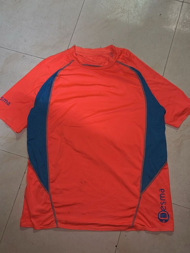 Desma Sports T-Shirt